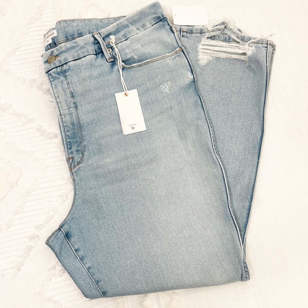 NWT-Good American Good Curve Straight
